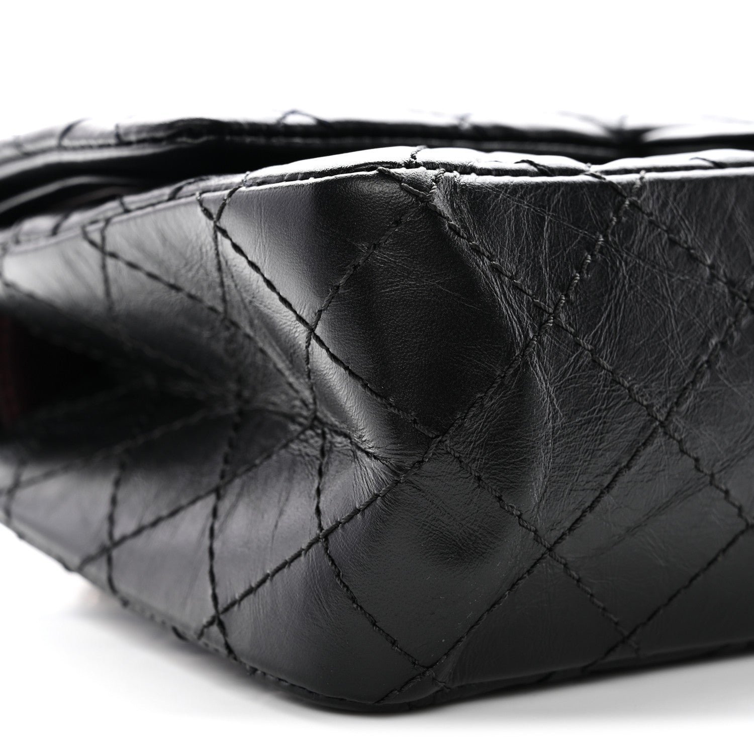 Aged Calfskin Quilted 2.55 Reissue 225 Flap Black - Image 9