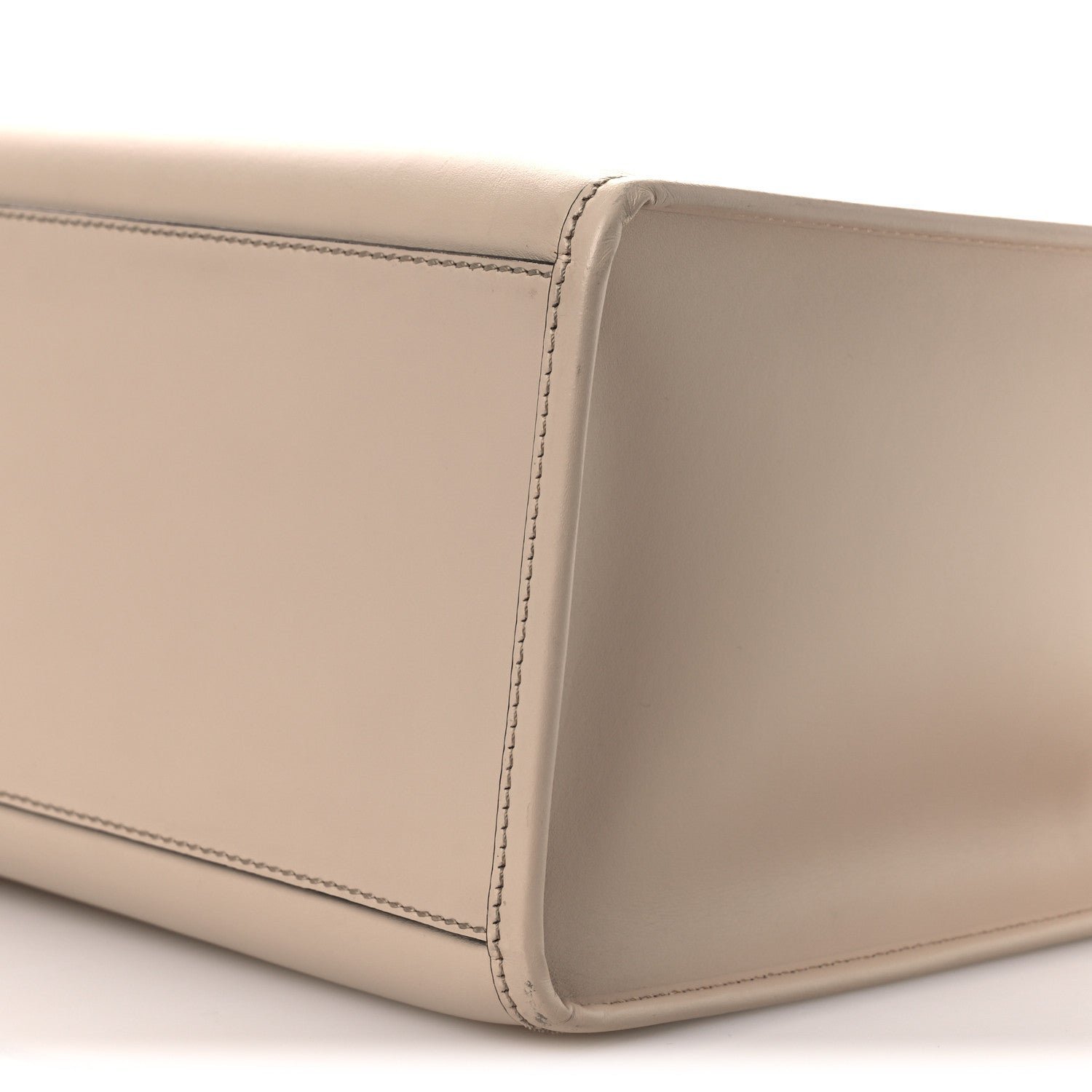 Fendi Vitello King Plexiglass Logo Embossed Medium Fendi Sunshine Shopper Tote - Image 9