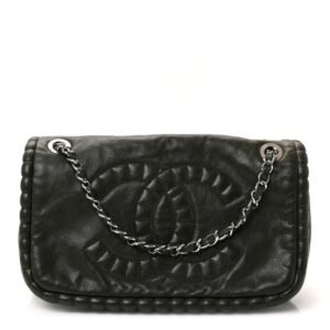 CHANEL ON THE BUND flap bag