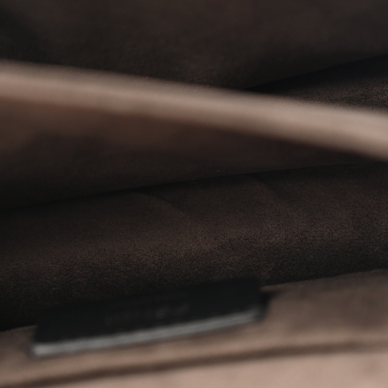 Fendi Vitello Liberty Scalloped Studded Flowers and Bows Small Kan I Shoulder Bag - Image 6