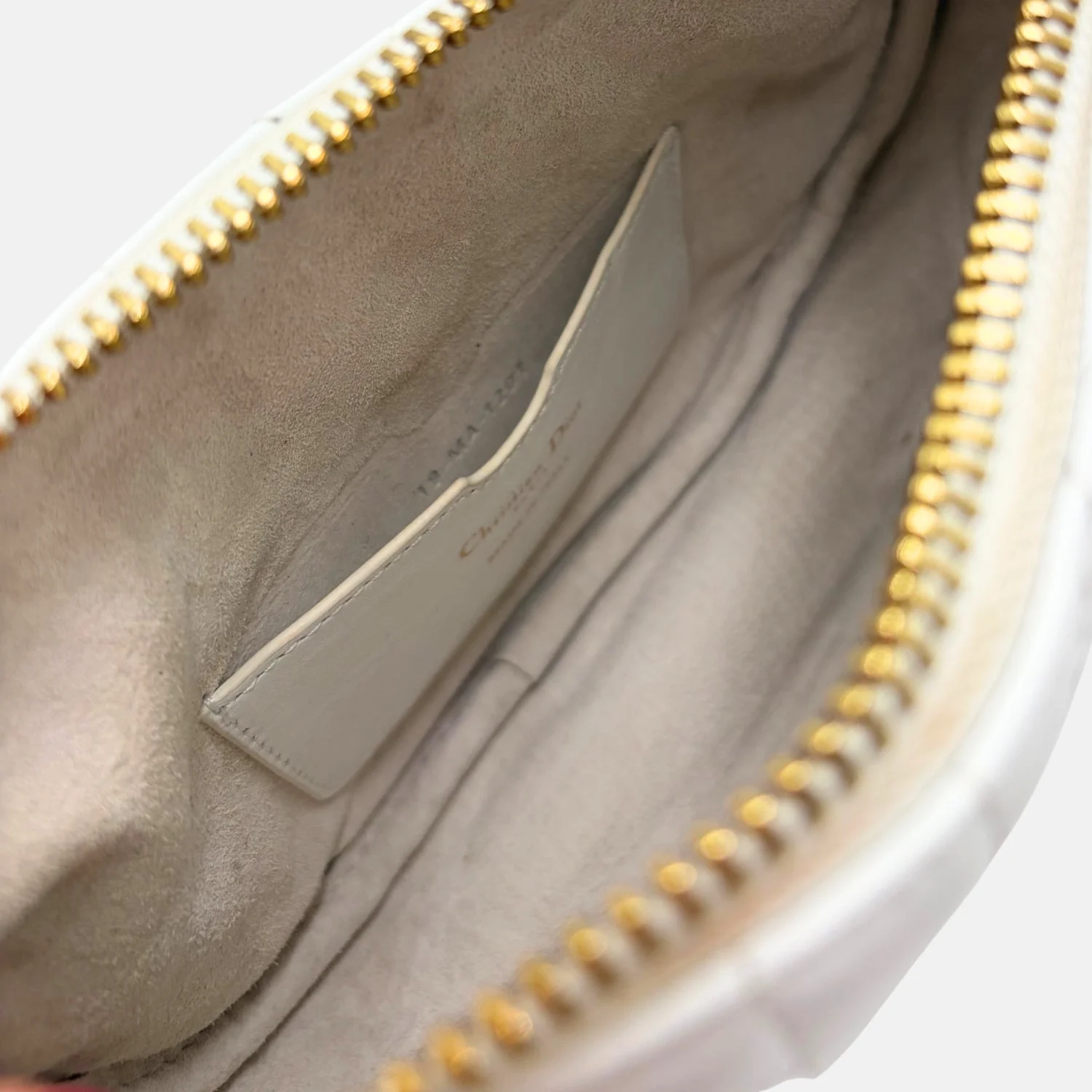 Vibe Hobo Bag Small White Cannage Leather - Image 2