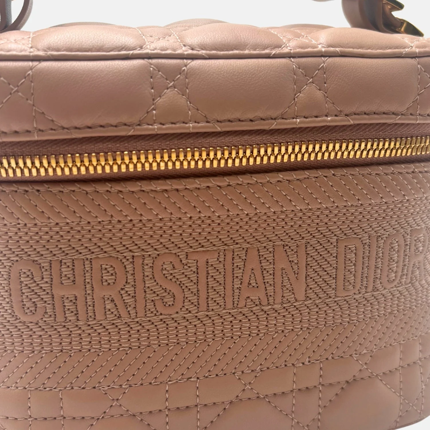 Vanity Case Dusty Pink Cannage Leather - Image 3