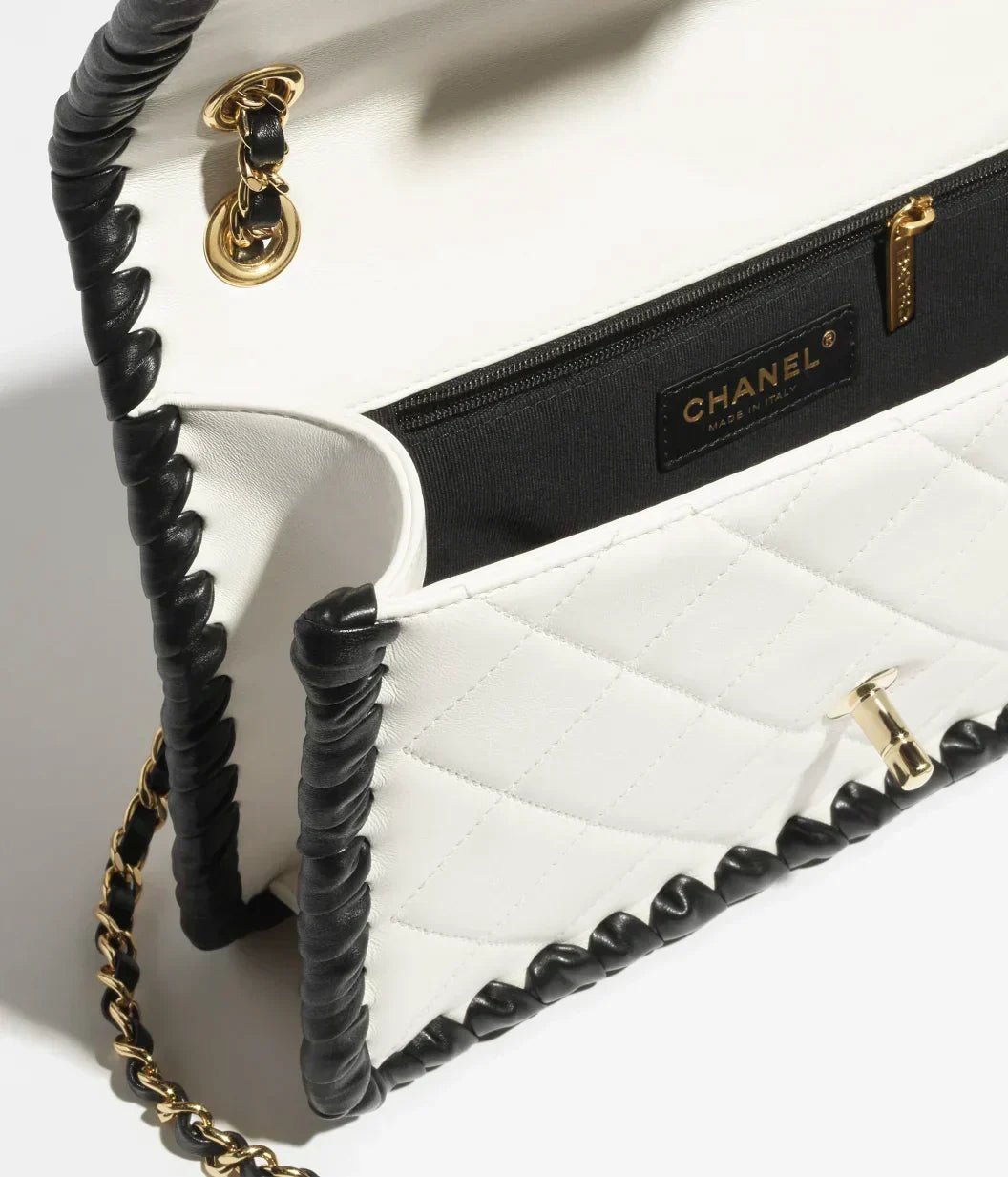Chanel Flap Bag - Image 3