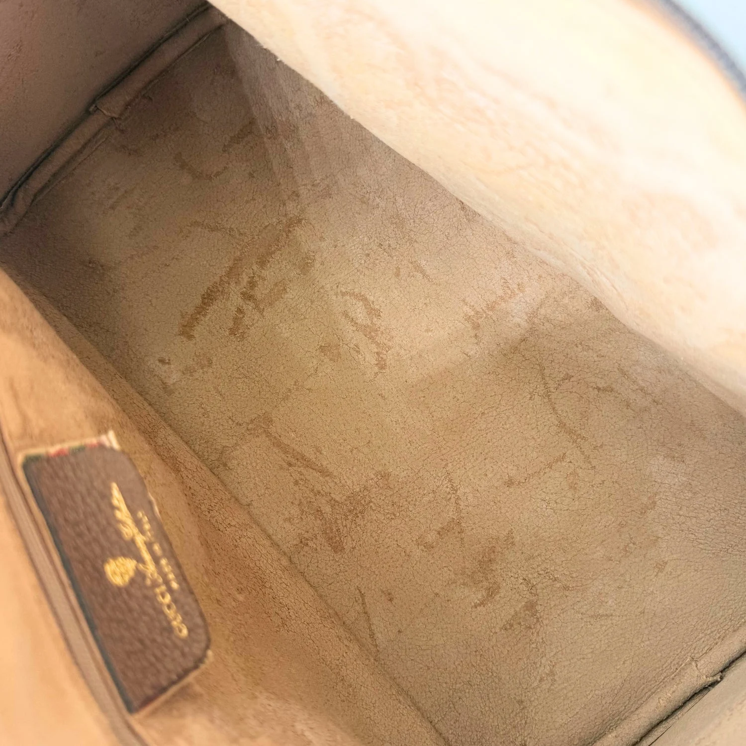 Boston Bag Beige and Brown GG Supreme Canvas Medium - Image 8