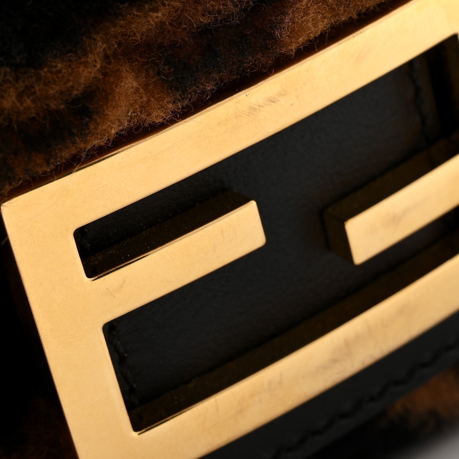 Baguette Tobacco Black Shearling & Leather Bag - Image 10