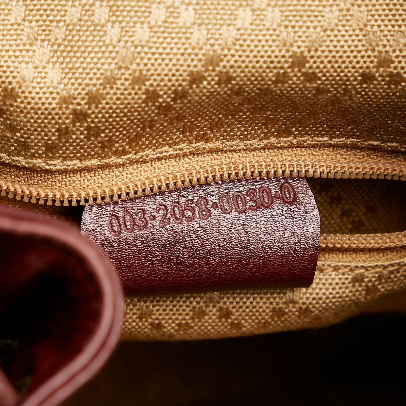 Gucci Bamboo Drawstring Leather Backpack - Image 8