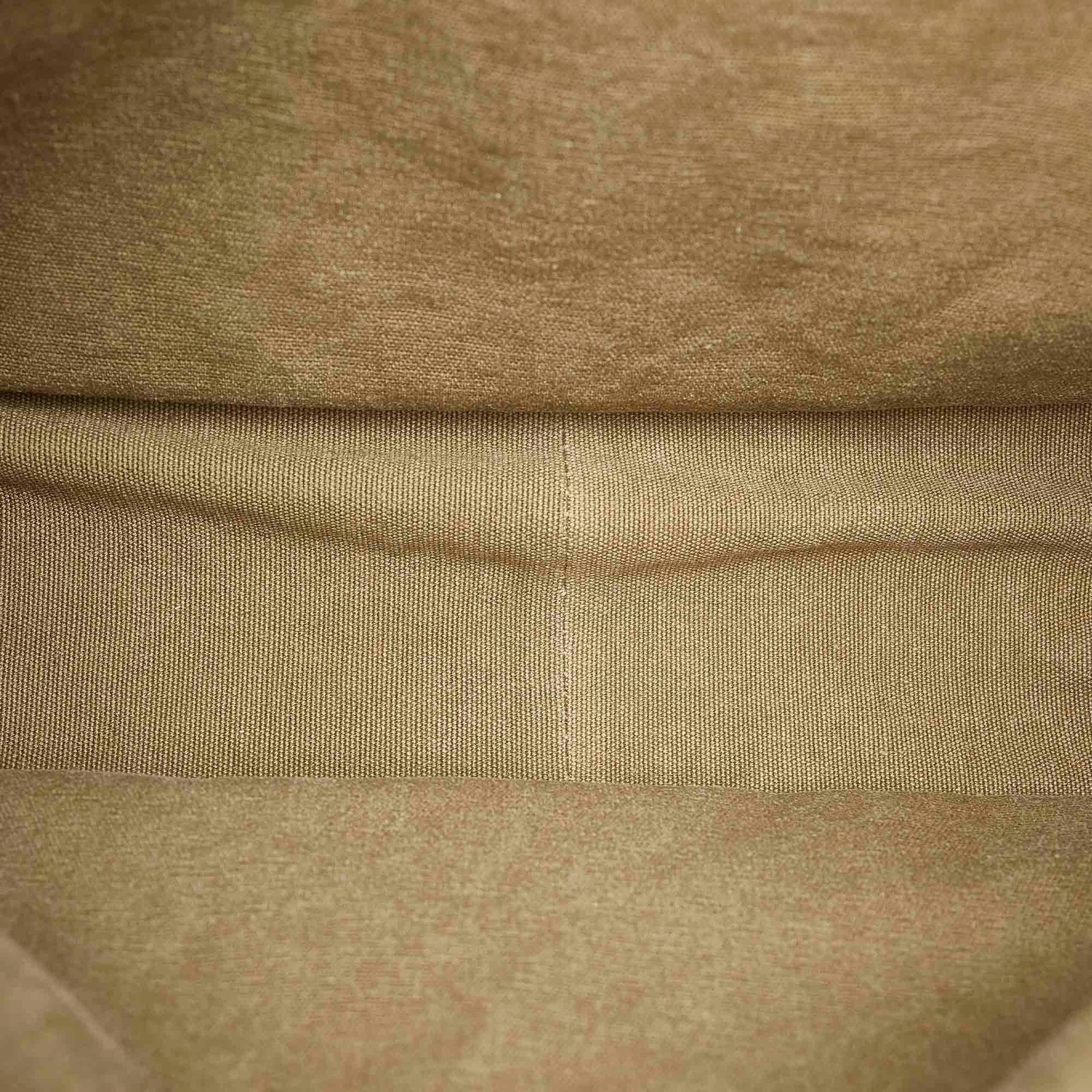 Gucci Canvas Handbag - Image 6