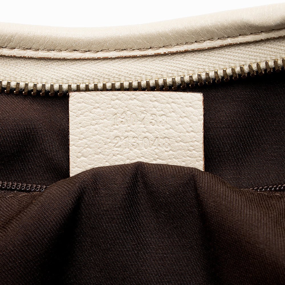 Gucci GG Canvas Abbey Medium Hobo - Image 6