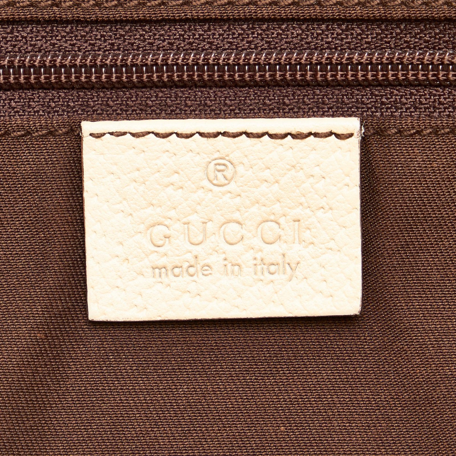 Gucci GG Canvas Abbey Shoulder Bag - Image 7