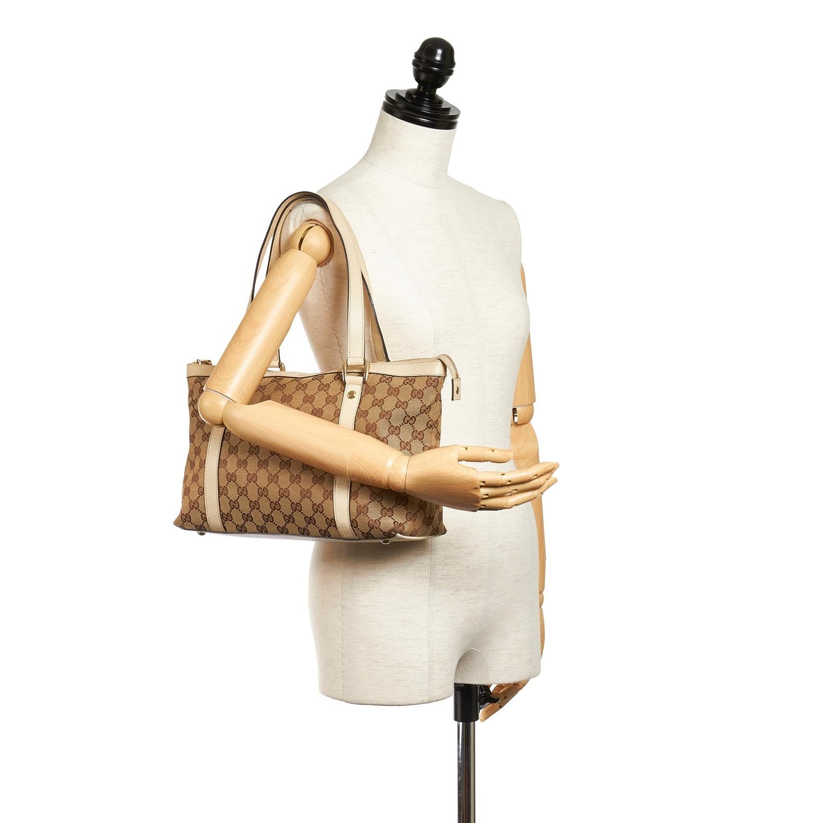 Gucci GG Canvas Abbey Shoulder Bag - Image 5