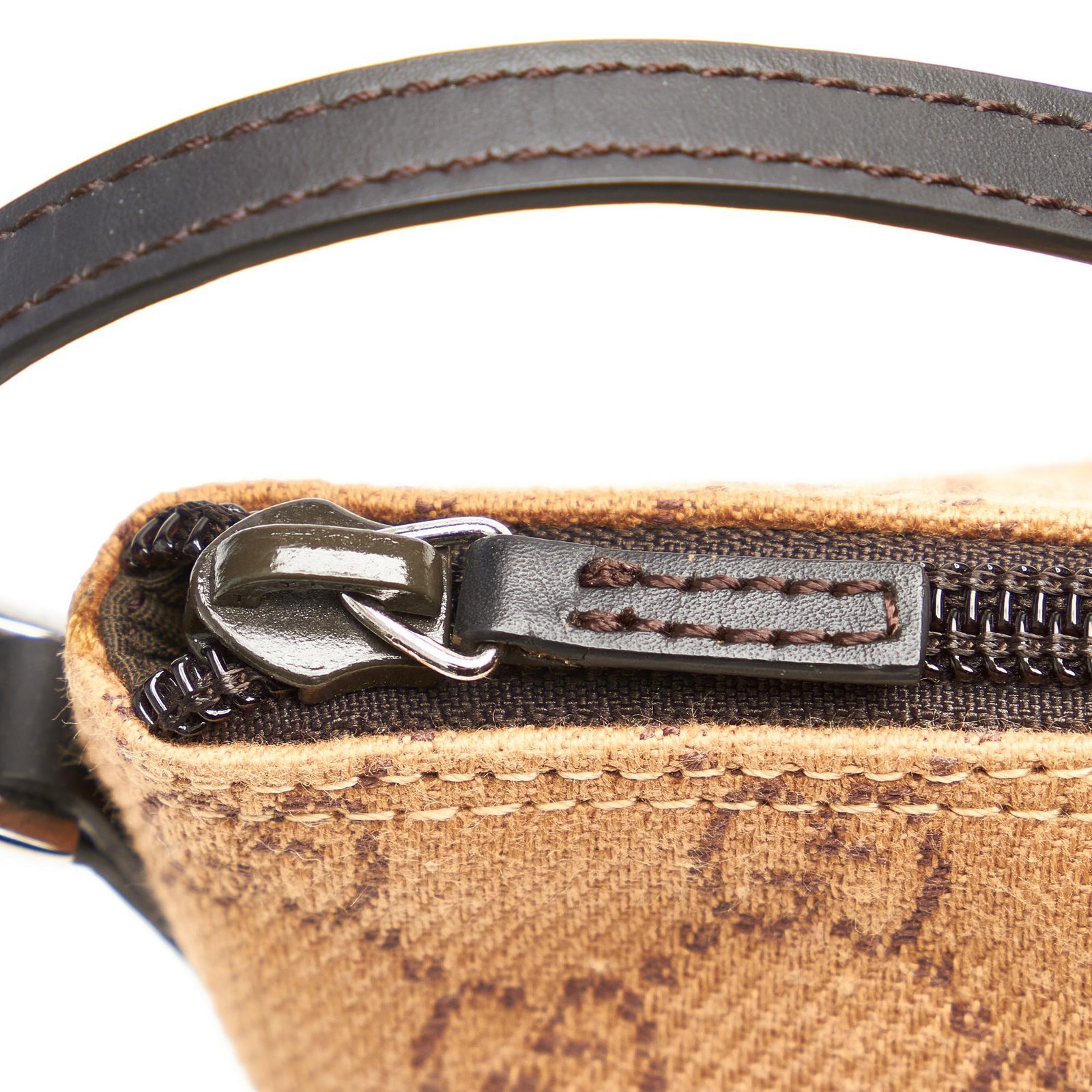 Gucci GG Canvas Boat Baguette - Image 9