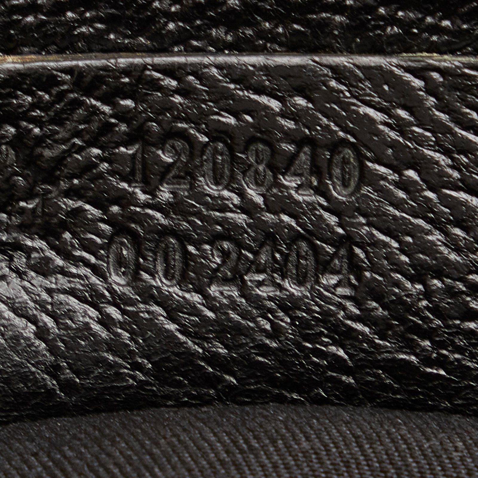 Gucci GG Canvas Eclipse Shoulder Bag - Image 8