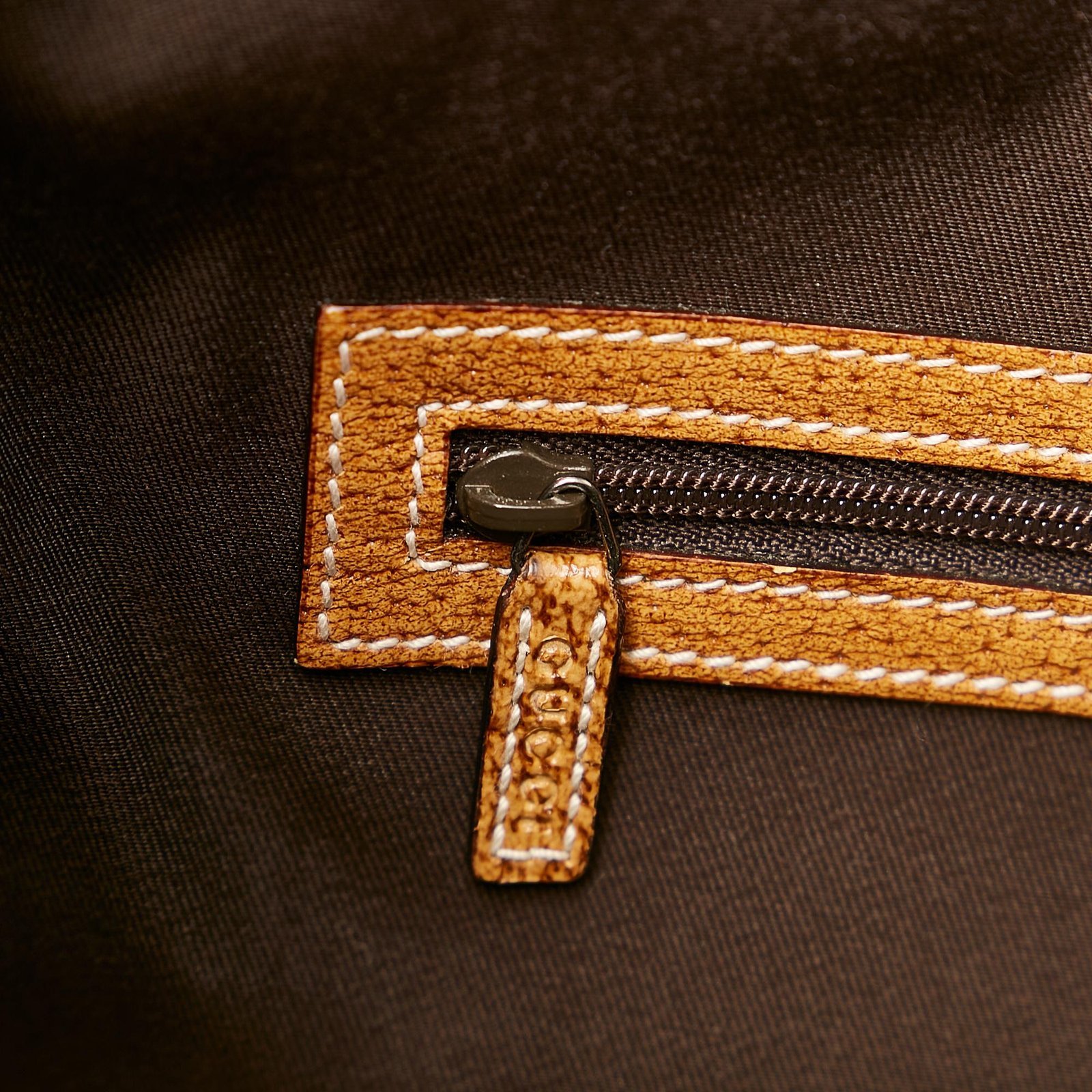 Gucci GG Canvas Hobo Bag - Image 9