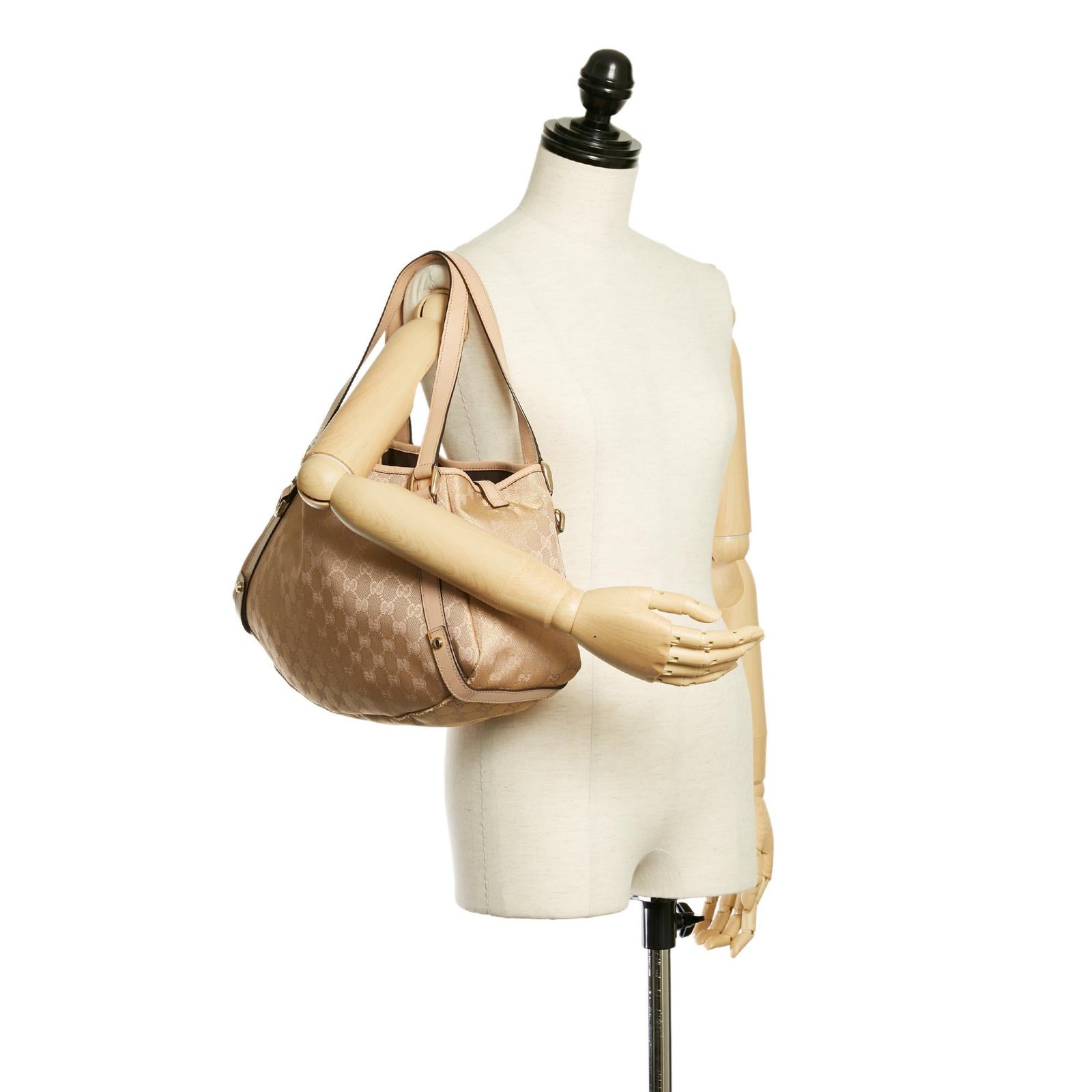 Gucci GG Canvas Pelham Shoulder Bag - Image 5