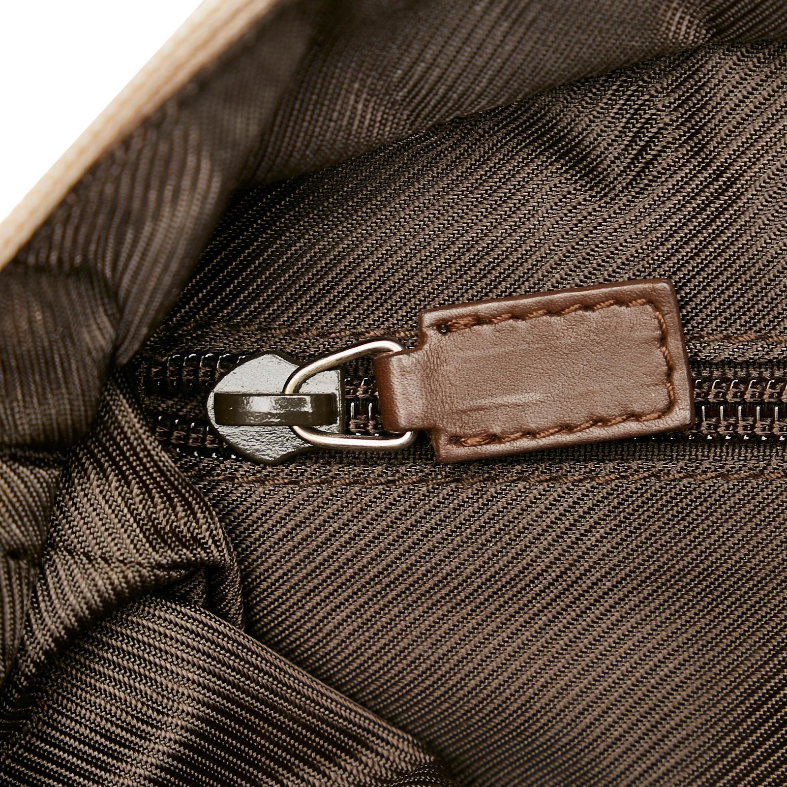 Gucci GG Canvas Shoulder Bag - Image 9