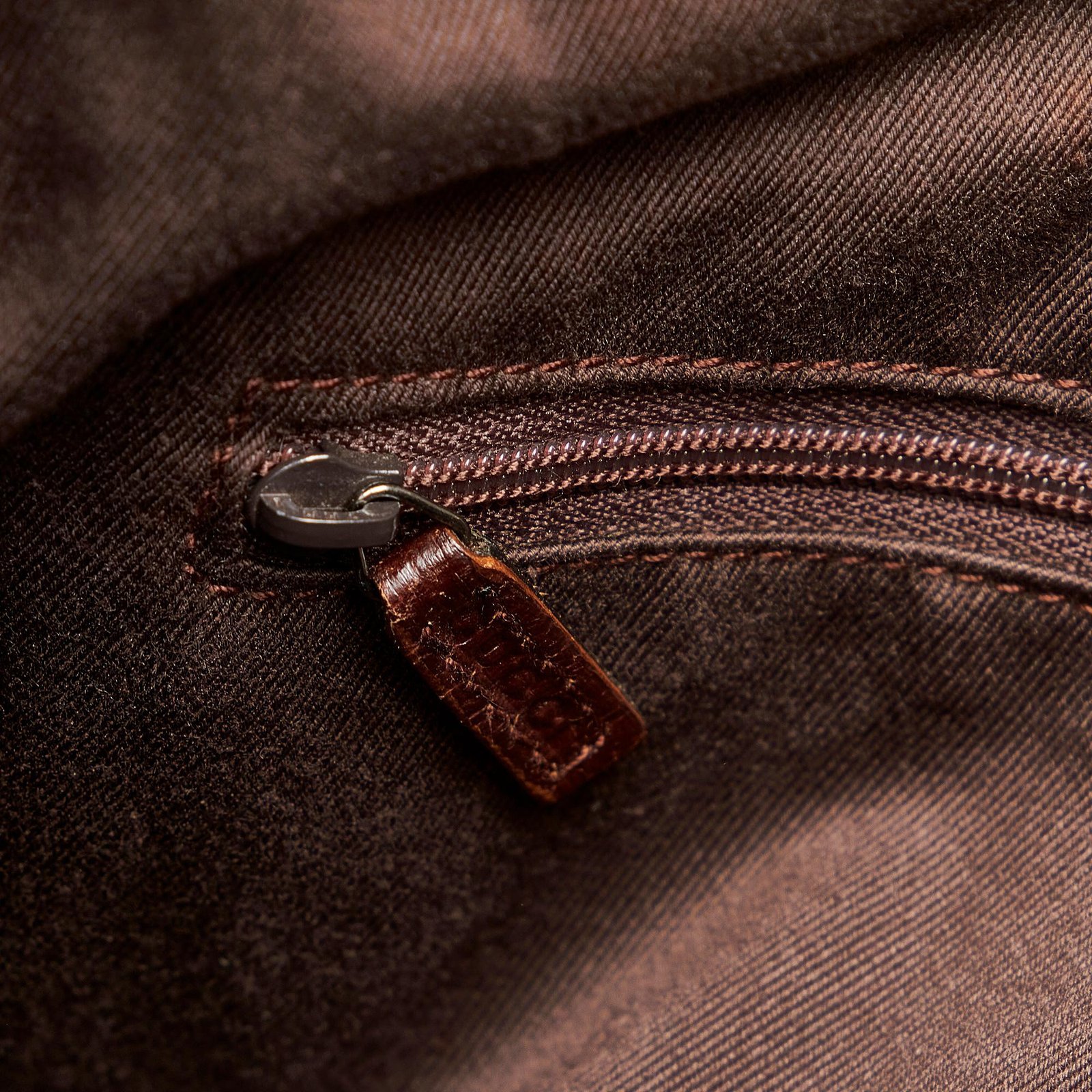 Gucci GG Canvas Shoulder Bag - Image 9