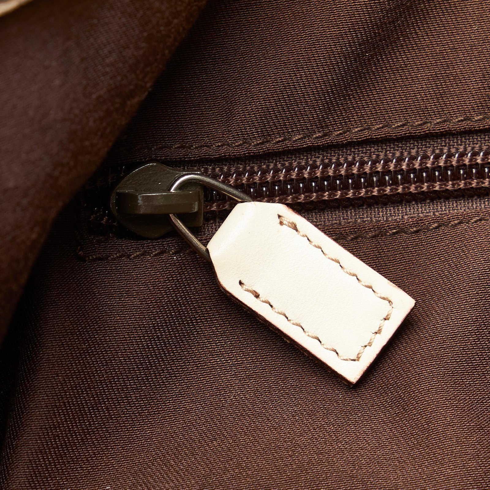 Gucci GG Canvas Tote Bag - Image 9