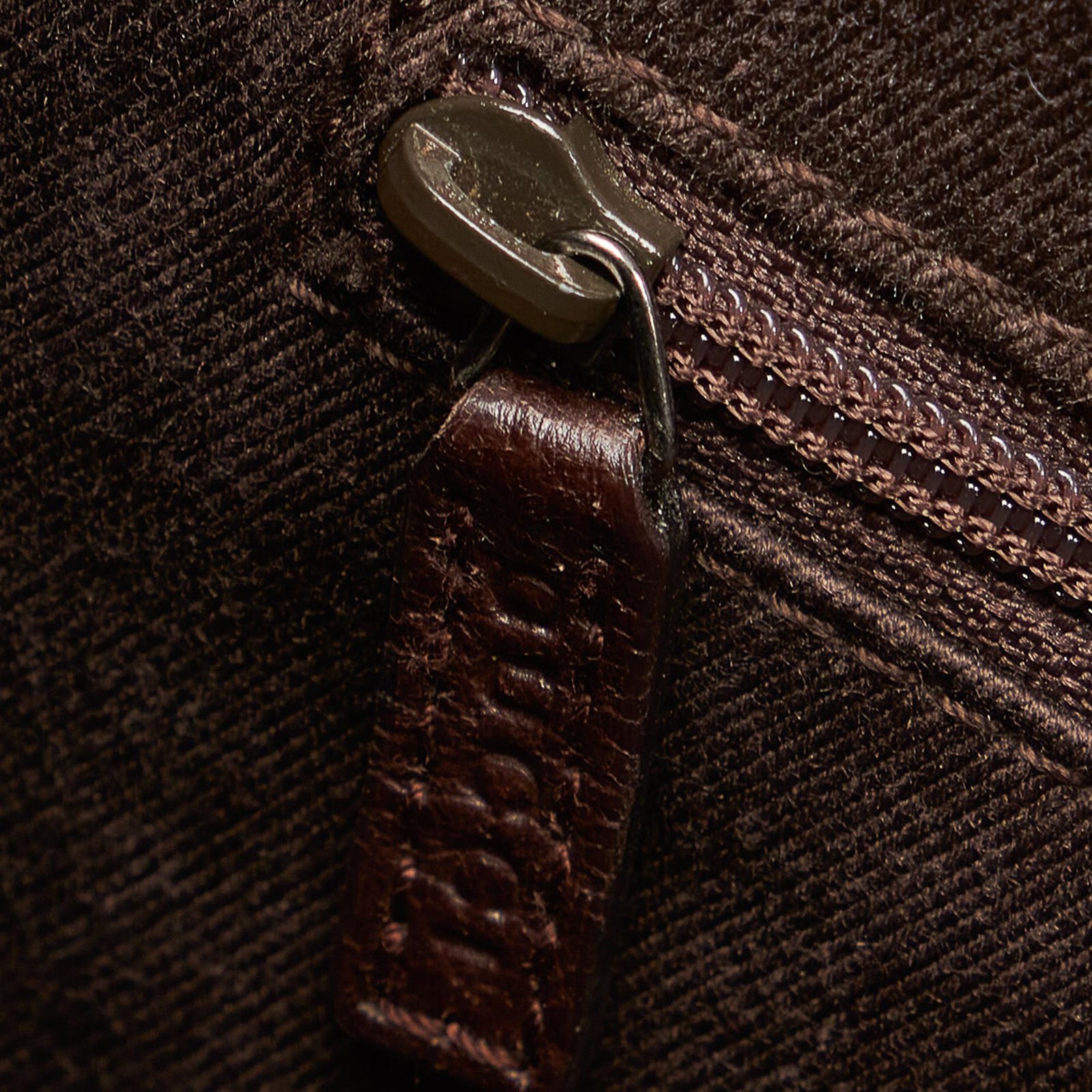 Gucci GG Canvas Tote Bag - Image 9