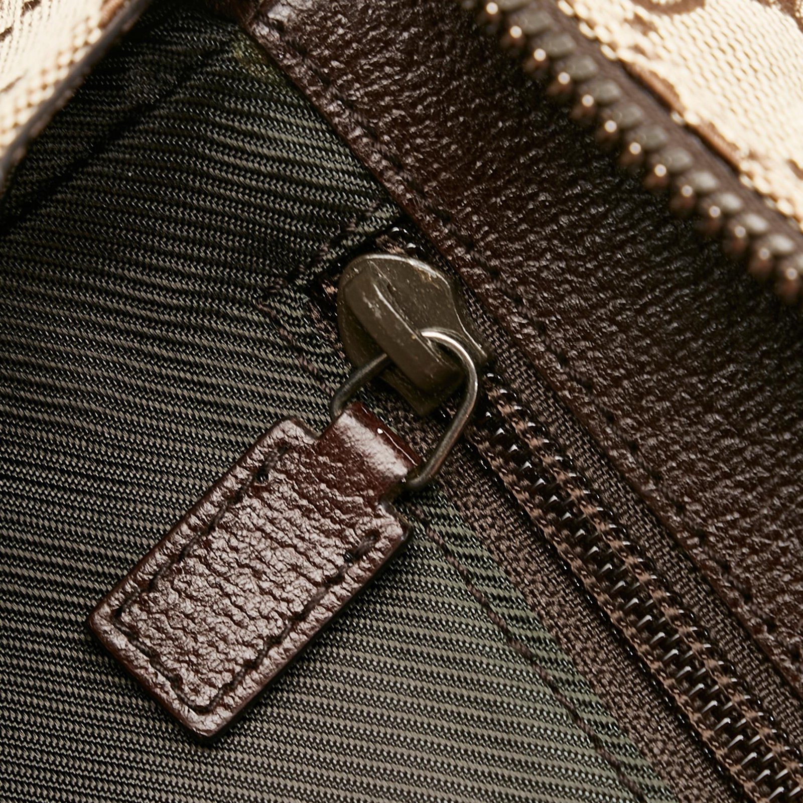 Gucci GG Canvas Tote Bag - Image 9