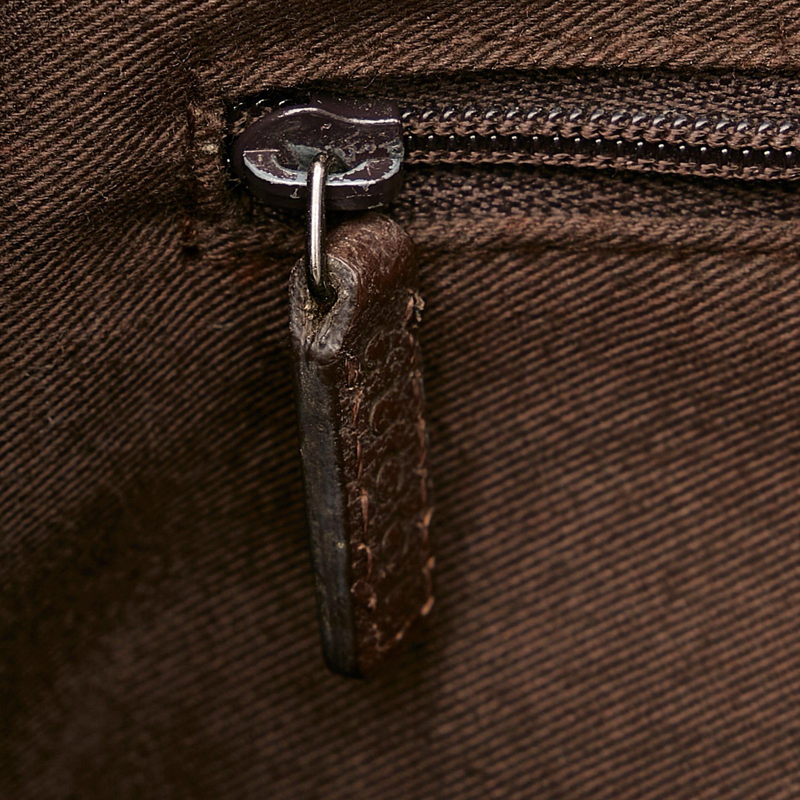 Gucci GG Canvas Tote Bag - Image 9