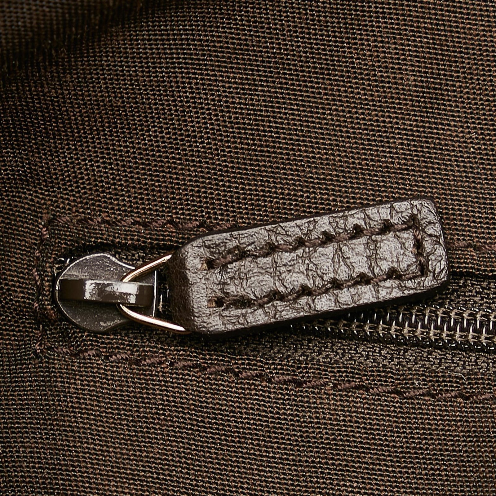 Gucci GG Crystal Abbey D-Ring Shoulder Bag - Image 9