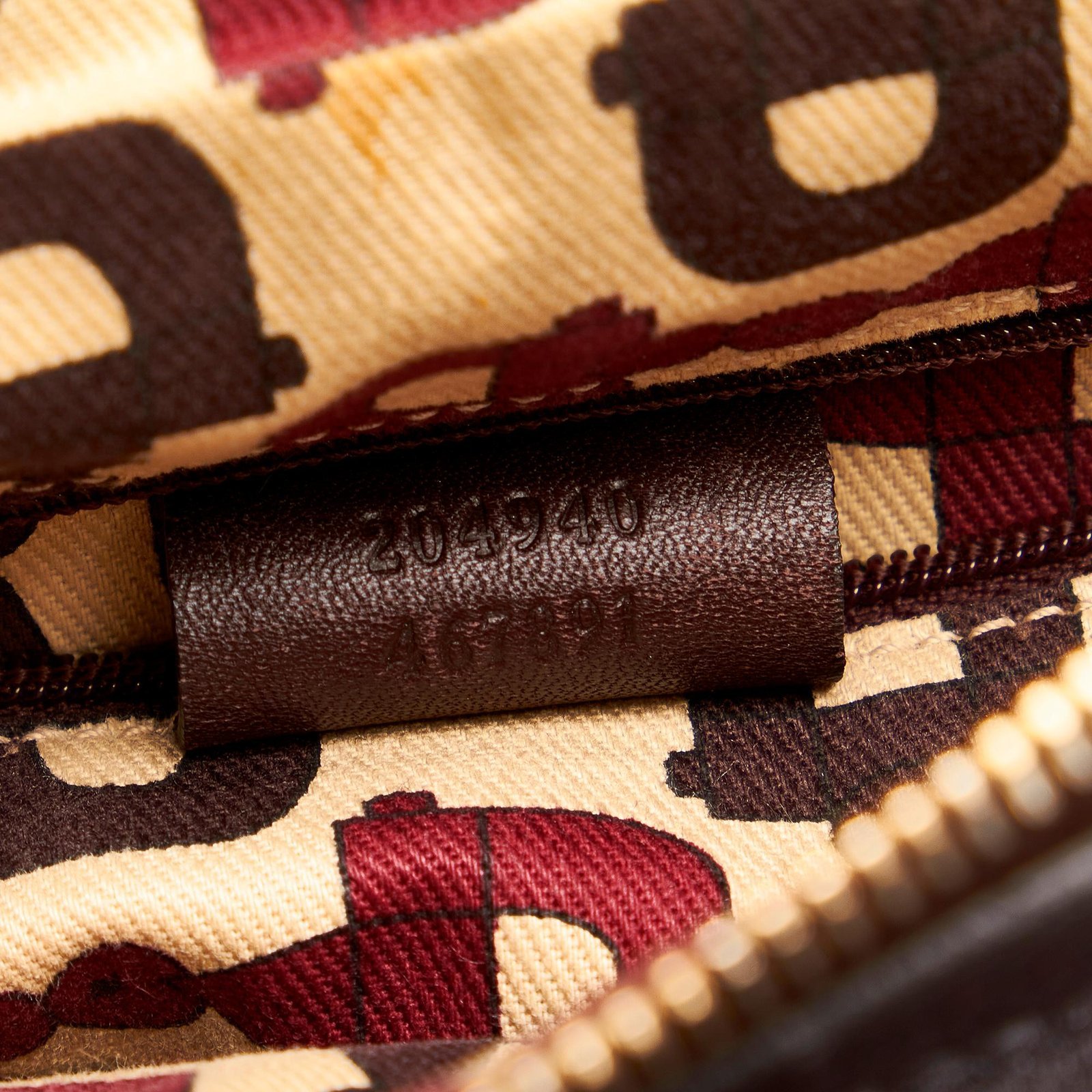 Gucci Guccissima Abbey D-Ring Crossbody Bag - Image 8