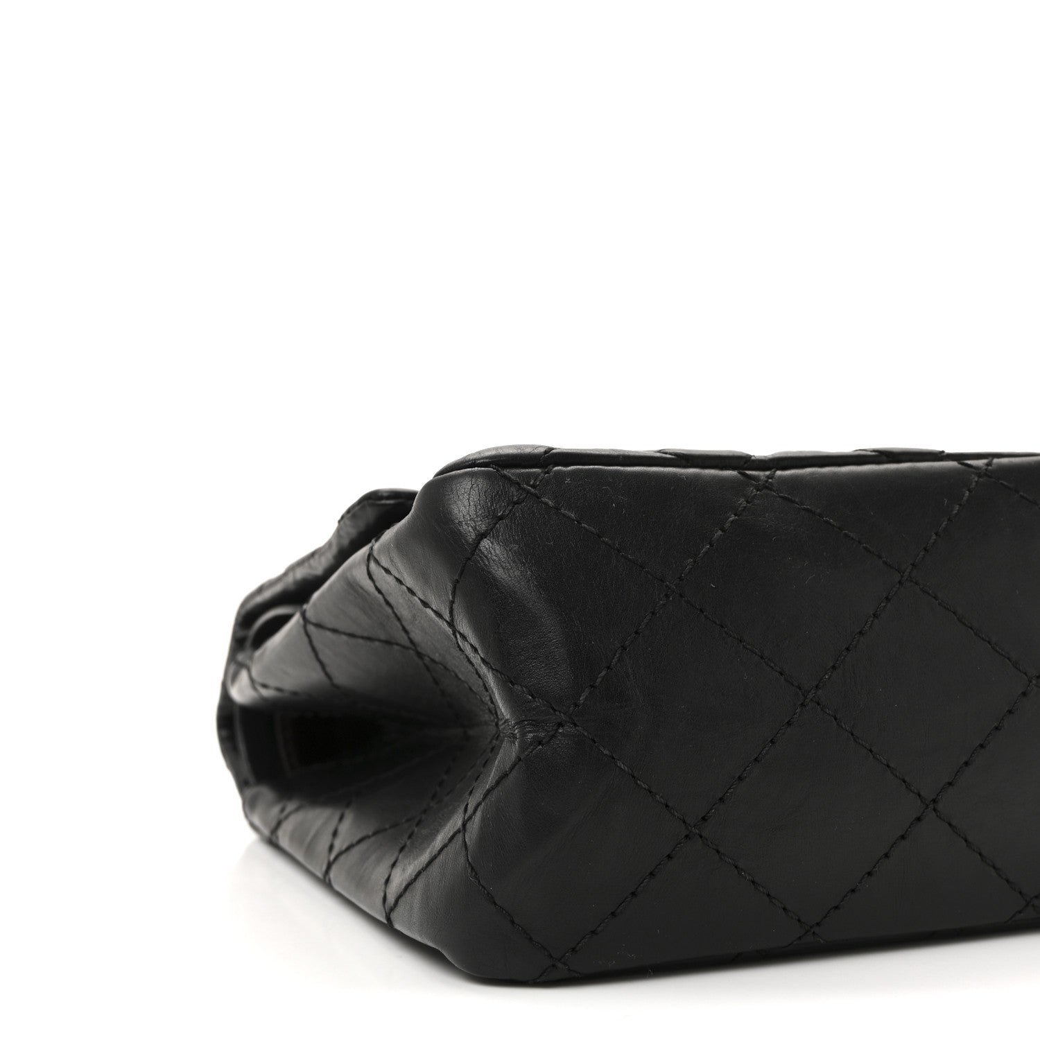 Aged Calfskin Quilted 2.55 Reissue 226 Flap Black - Image 9